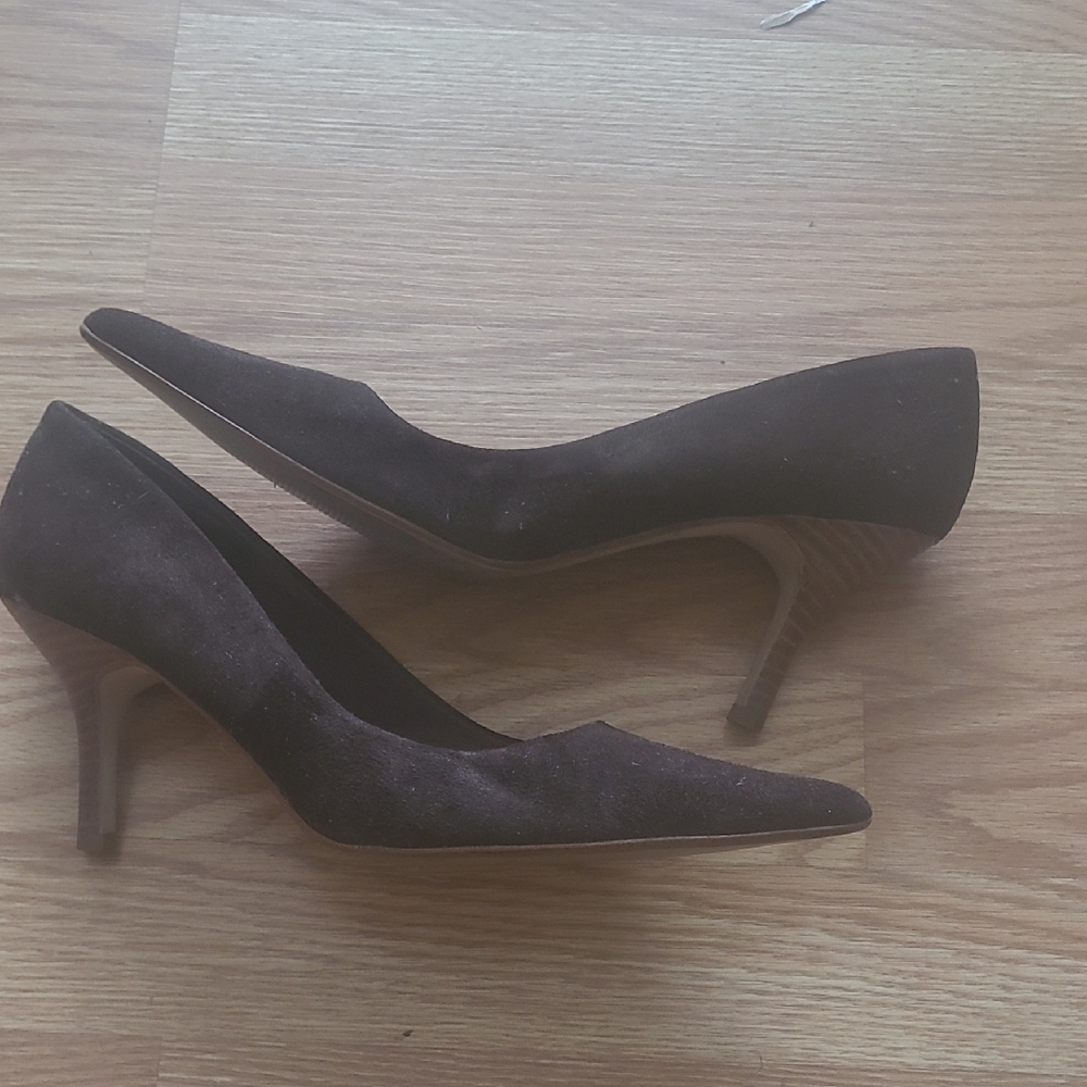 Steve Madden Classic Brown Suede Pointed Shoes